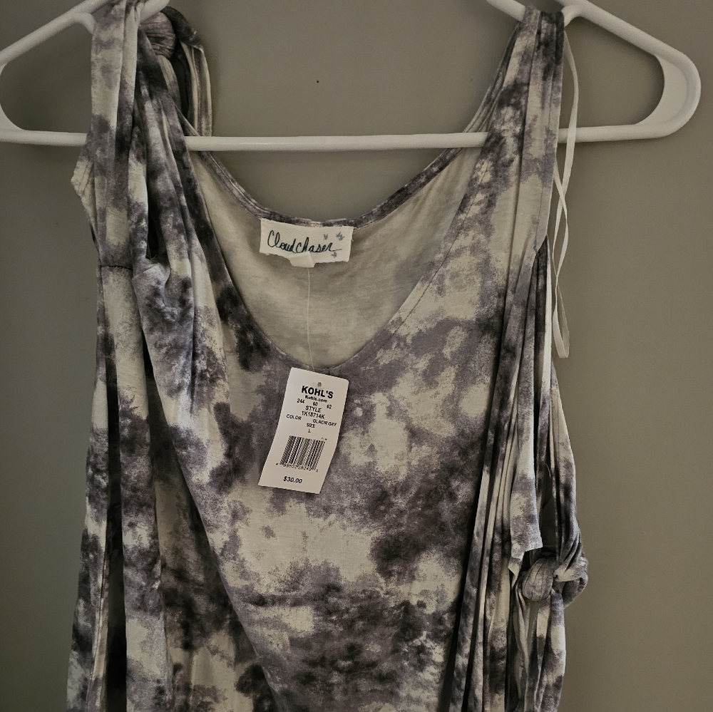 Womens cold shoulder short sleeve tshirt
